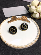 CD STUD ONYX EARRINGS
