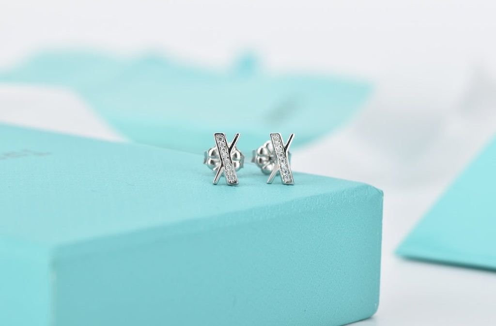 ATLAS DIAMOND STUD EARRINGS