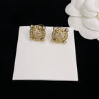 DOUBLE C CIRCLE GOLD STUD EARRINGS