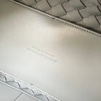 BV MEDIUM ANDIAMO 32CM GREY LAMBSKIN