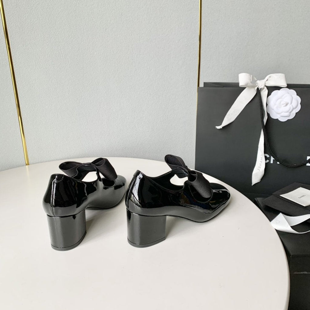 mary janes 60 black patent calfskin bow