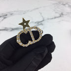 CD Brooch 04