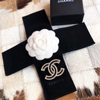 CC Brooch 156132