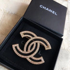 CC Brooch 156132