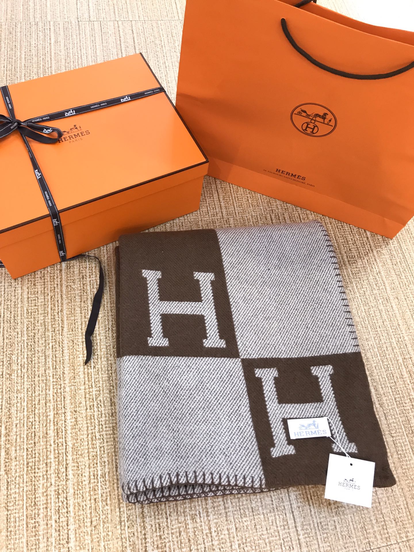 HM Avalon Blanket Brown Mix Gray Cashmere Wool 762022