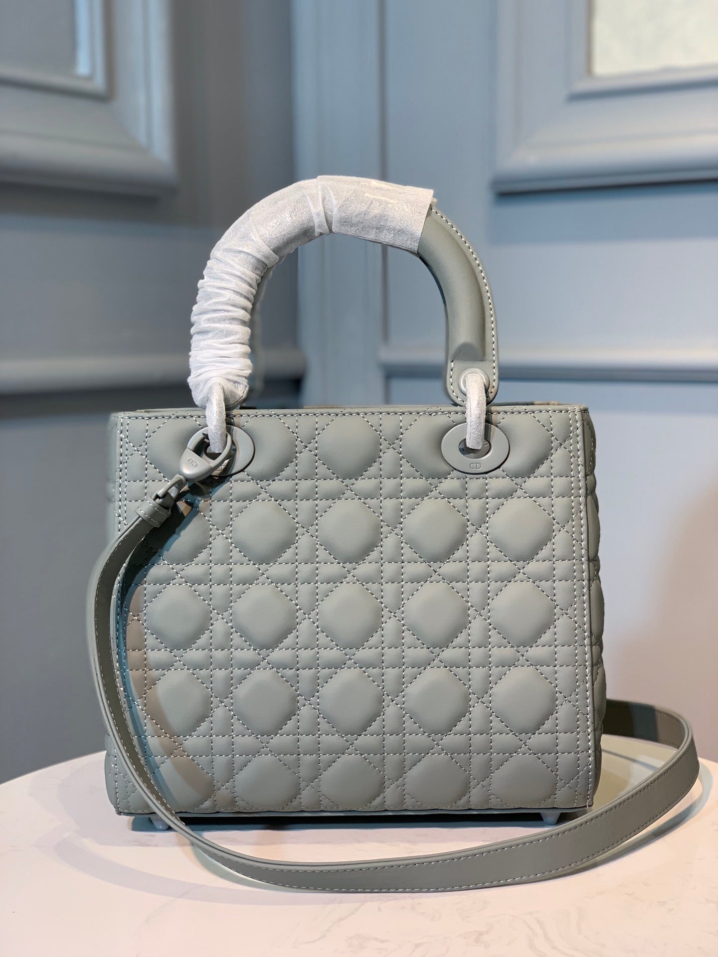 medium lady 24 matte grey calfskin matte grey hardware
