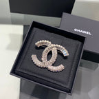 CC Brooch 157811