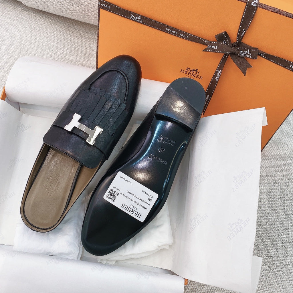 HM Buckle Tassel Mule Black Goat Leather 348025