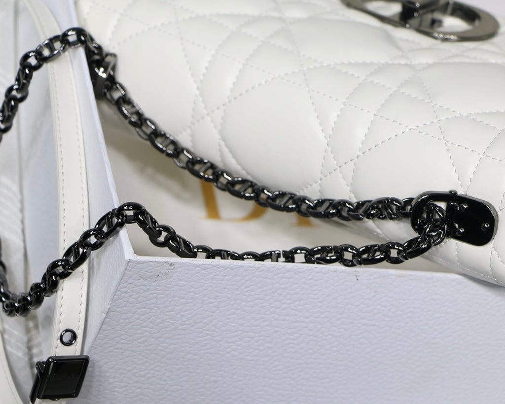 medium caro 25.5 white calfskin black hardware