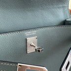 Kelly Danse II 22cm Sky Blue Evercolor Leather Shw