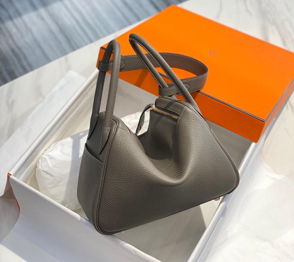 HM LINDY 30 BAG OLIVE TAURILLON CLEMENCE LEATHER