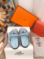 chypre sandal cloud blue calfskin