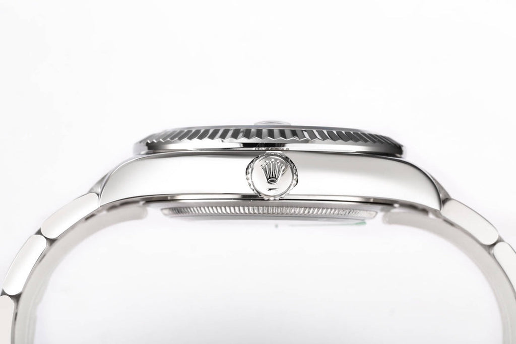 Rolex Sky-Dweller 42mm Silver Black Dial