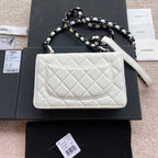 CC Classic Woc 20cm White Grained Calfskin Black Hardware