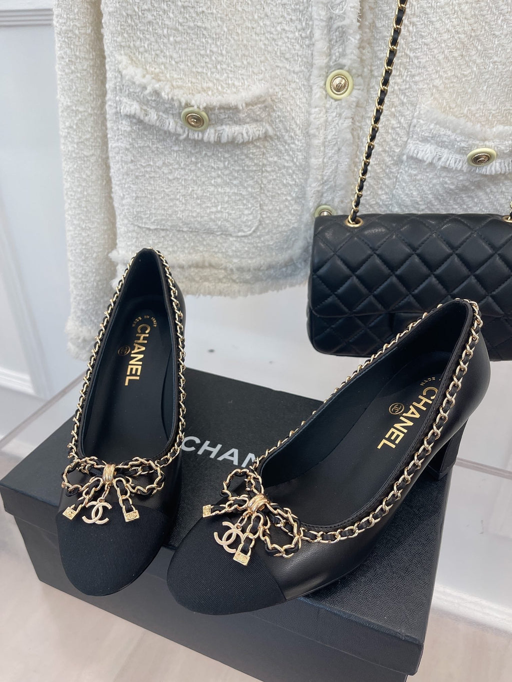 CC Pump 65 Black Calfskin Grosgrain Leather Strap
