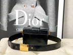 MONTAIGNE 19 HANDBAG IN BLACK CALFSKIN