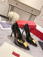 VT 25 Toe Pumps Black Patent Leather