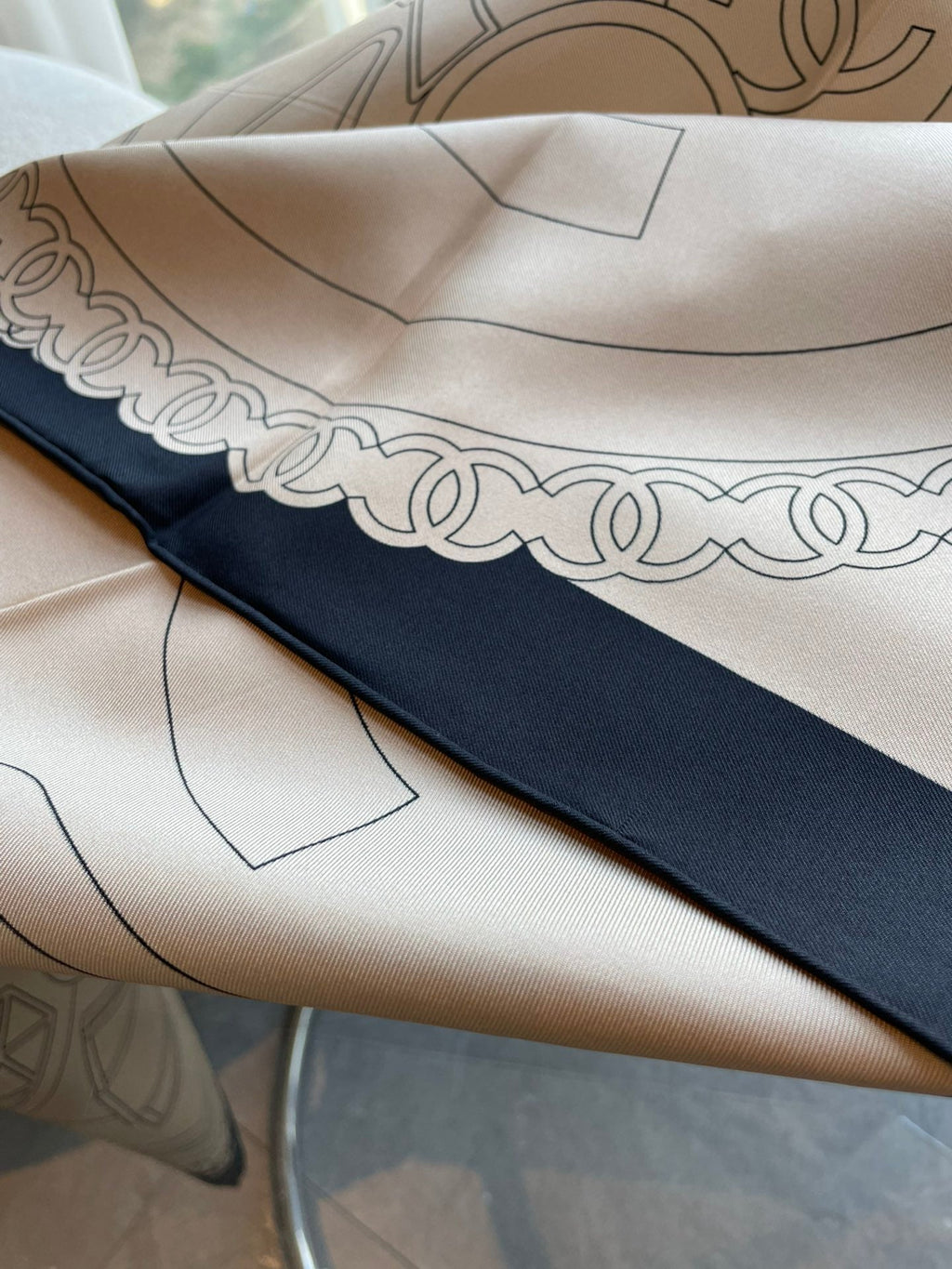 CC Square Scarf 90 CM In Beige Mix Black Cashmere Silk 288708