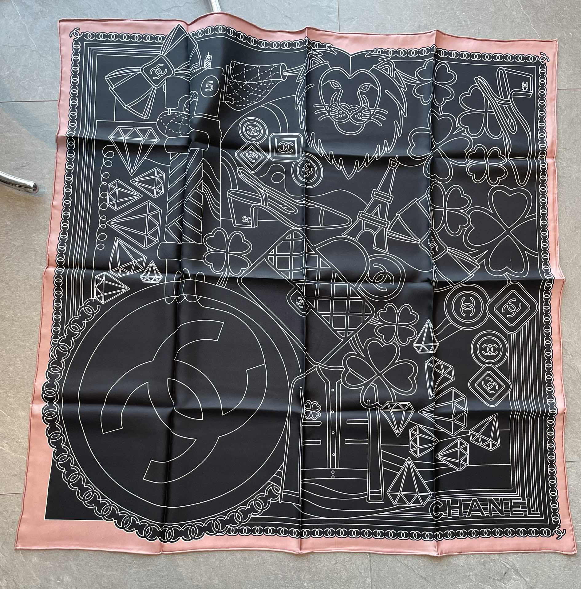 CC Square Scarf 90 CM In Black Mix White Pink Cashmere Silk 288707