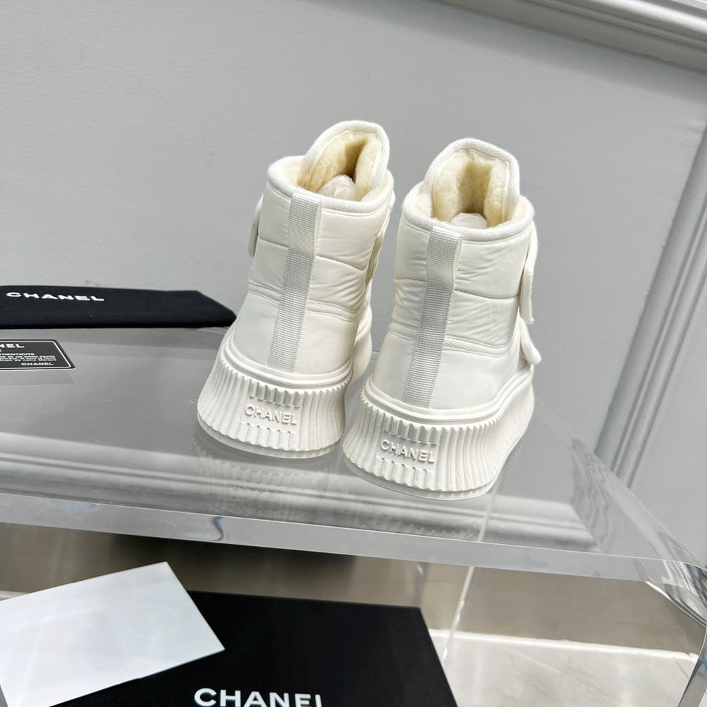 CC High Top Sneaker Thick-Soled White Rain Velvet Fabric