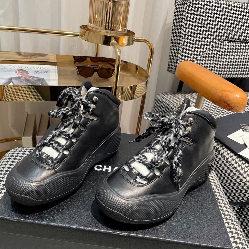 CC Sneaker In Black Lambskin 144801