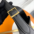 le 5a7 small 23cm black calfskin