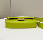 Baguette 27cm Fluorescent green Lambskin Gold Hardware