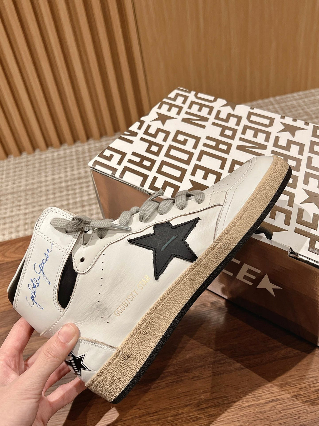 Golden Goose 2025 High-Top Sneaker White Black Cowhide 170577