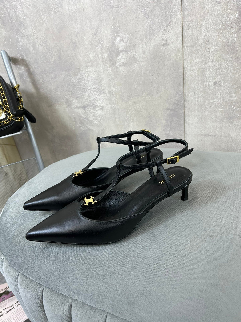 cl kitten t-bar 45 black calfskin