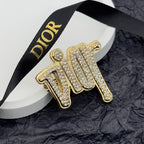 CD Brooch 172619