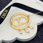 CD Brooch 172612