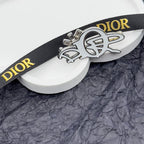 CD Brooch 172870