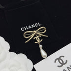 CC  Brooch Pink Gold 173221