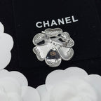 CC Brooch 173411