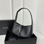 Le 5 a 7 24 Black Lambskin Shw