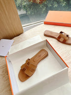 HM 25 Oran Sandal Gold Calfskin