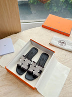 HM 25 Oran Sandal Black Calfskin White Denim
