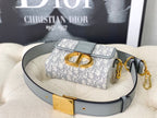 MONTAIGNE 19 HANDBAG IN GREY CALFSKIN