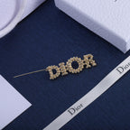 CD Brooch 176405