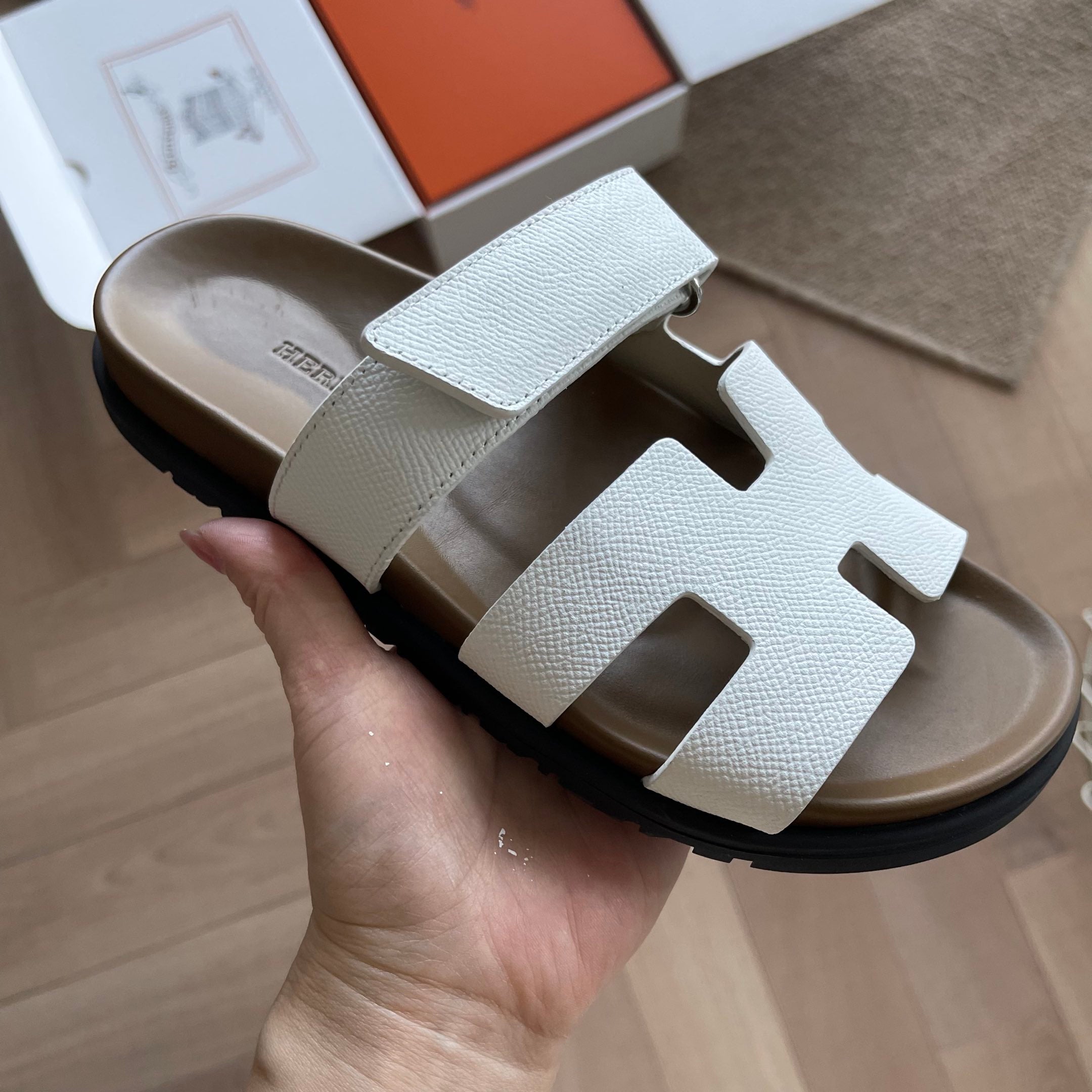 HM Men's Chypre Slide White Epsom Calfskin 538612