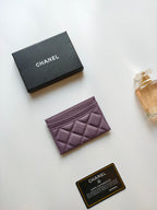 CC CARD HOLDER 11.2 MAUVE GRAINED CALFSKIN GOLD ICON