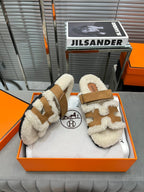 HM Chypre Sandal In Vintage Brown Suede And Fleece Lining 953823