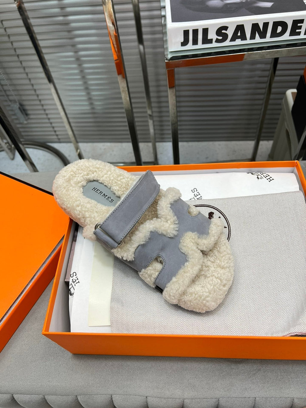 HM Chypre Sandal In Grey Suede And Fleece Lining 953831