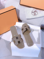 0ran Sandal Etoupe Calfskin