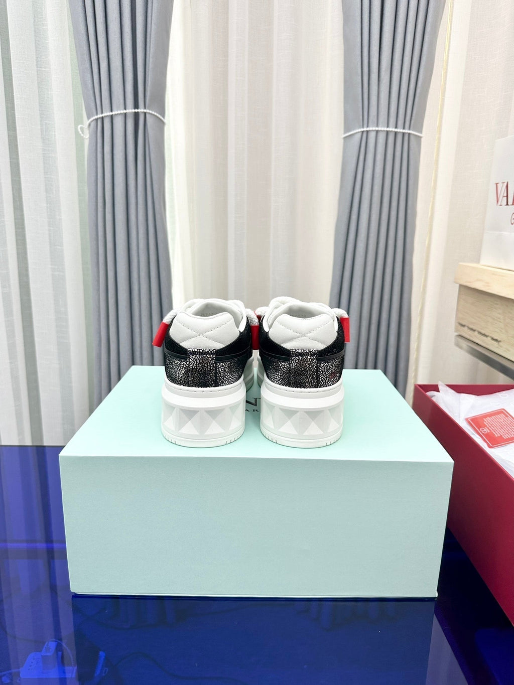 One Stud Xl Low-Top Sneaker Black White Red Nappa Leather Fabric