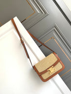 CLASSIQUE TRIOMPHE 22CM TEXTILE AND CALFSKIN