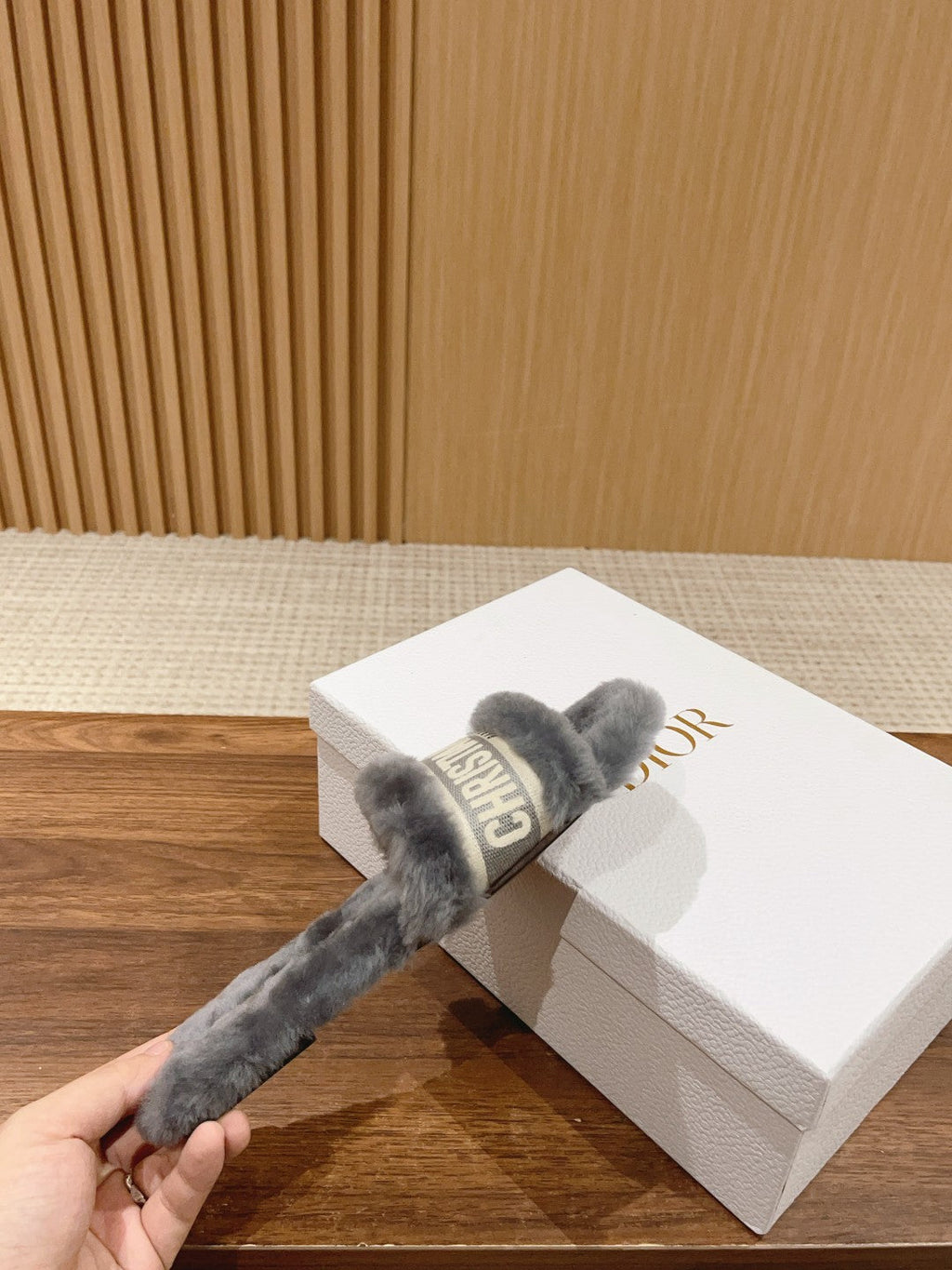 CD Dway Slide Grey Fleece Lining And Canvas Fabric