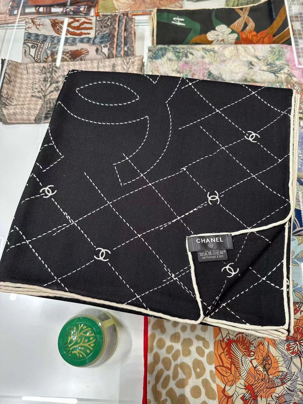 CC Square Scarf 140 CM In Black White Cashmere Silk 359322