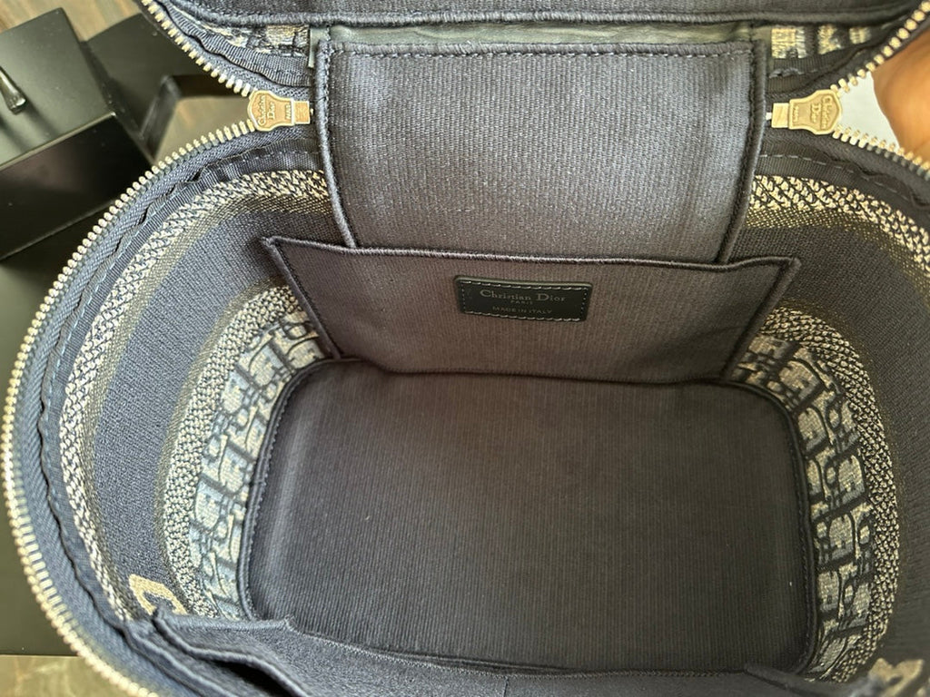 diortravel vanity 25 black beige oblique embroidery