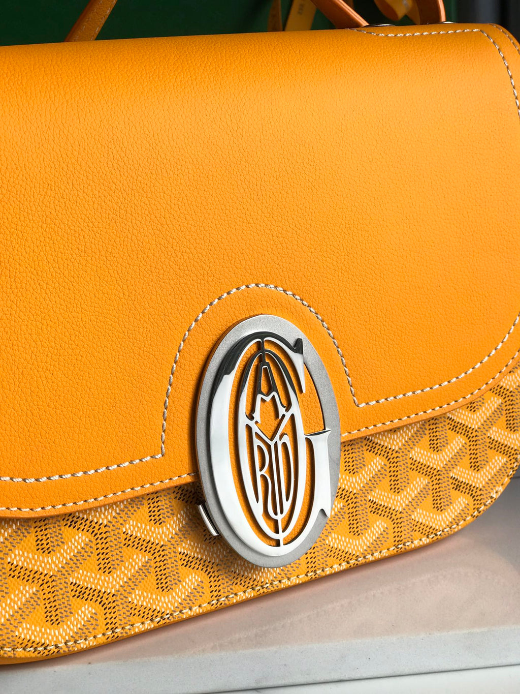 233 BAG 25 IN YELLOW CALFSKIN AND GOYARDINE CANVAS